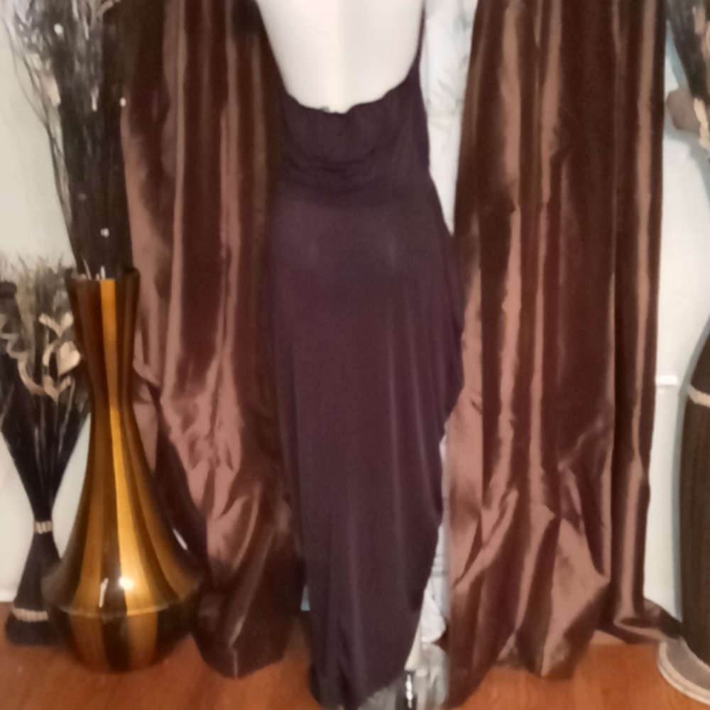 Dress - Picture 2 of 4